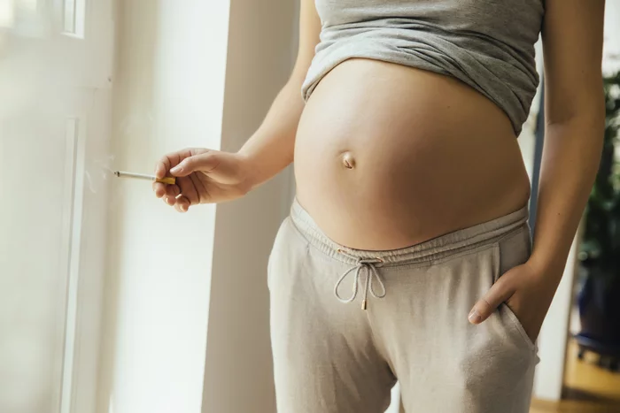 5 scary things that can happen to your baby if you smoke while pregnant
